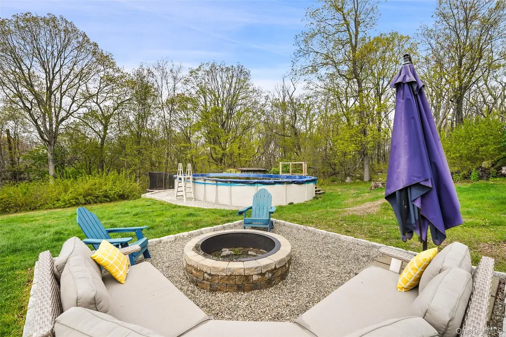 21 Varna Lane Mahopac NY 10541