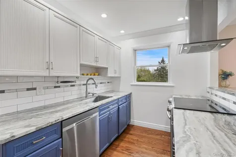 21 Varna Lane Mahopac NY 10541