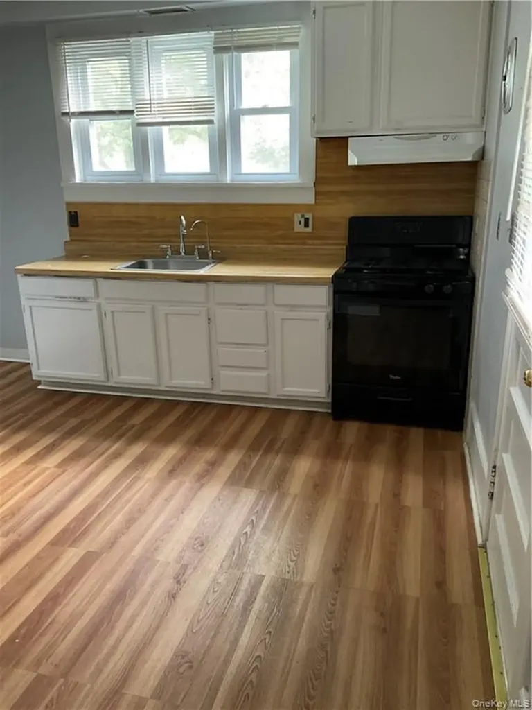 168 Orange Avenue Suffern NY 10901