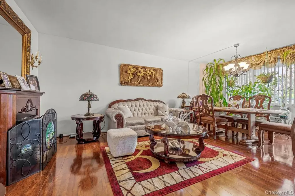 12399 Flatlands Avenue Brooklyn NY 11207