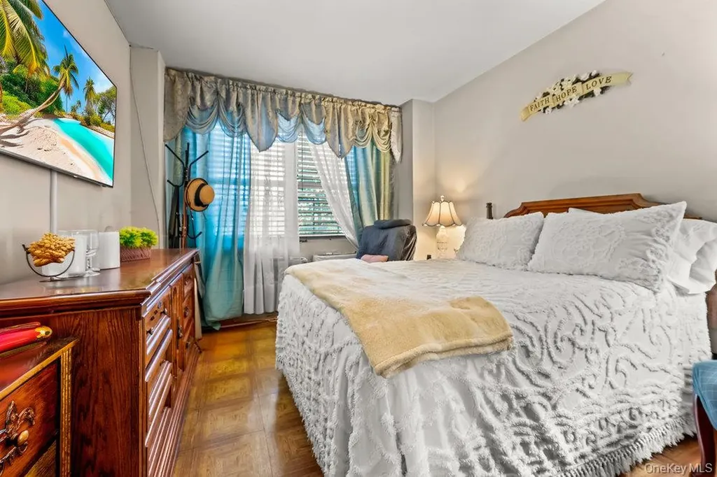 12399 Flatlands Avenue Brooklyn NY 11207