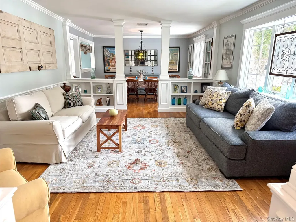 19 Walnut Drive Shoreham NY 11786
