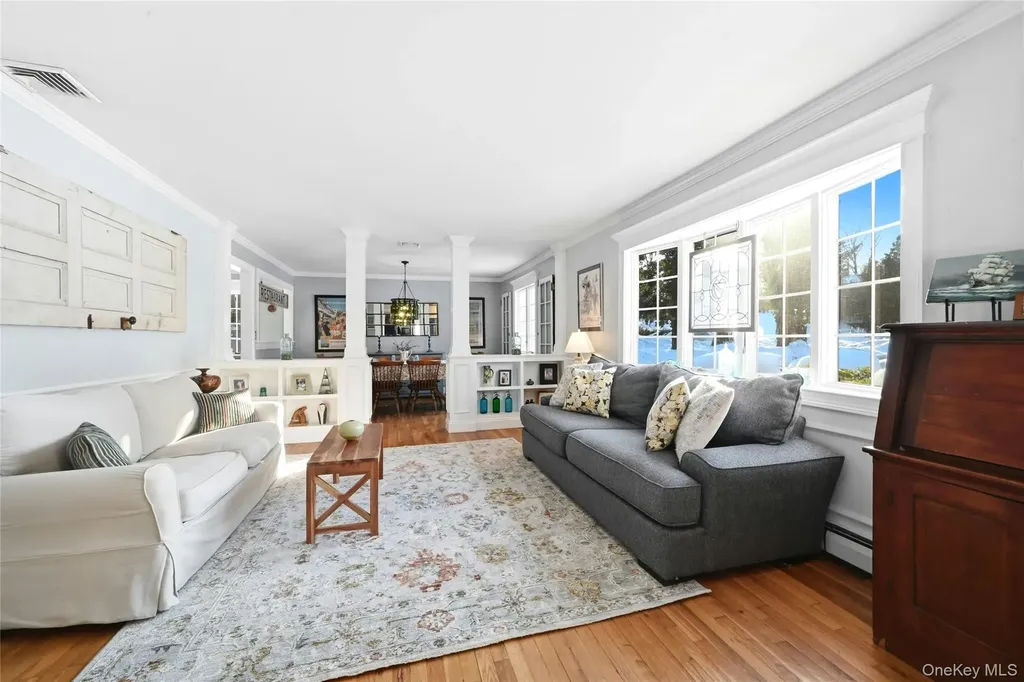 19 Walnut Drive Shoreham NY 11786