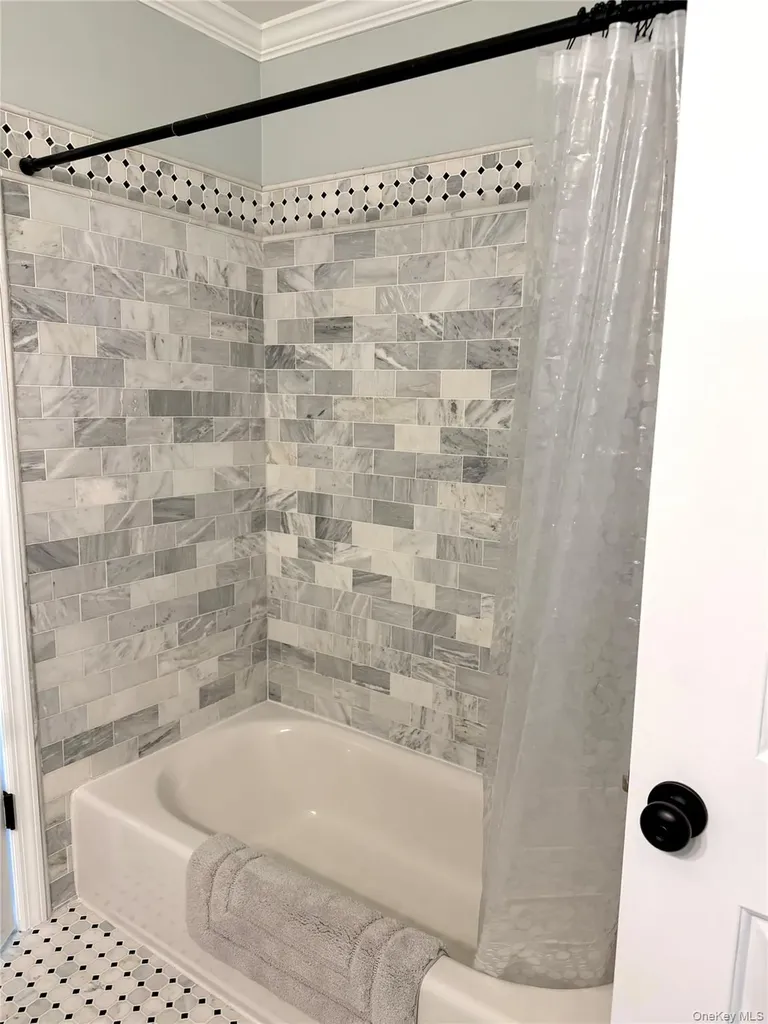 19 Walnut Drive Shoreham NY 11786