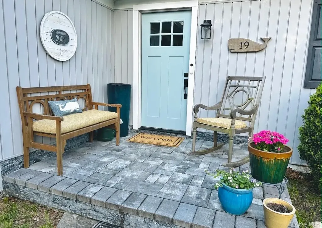 19 Walnut Drive Shoreham NY 11786