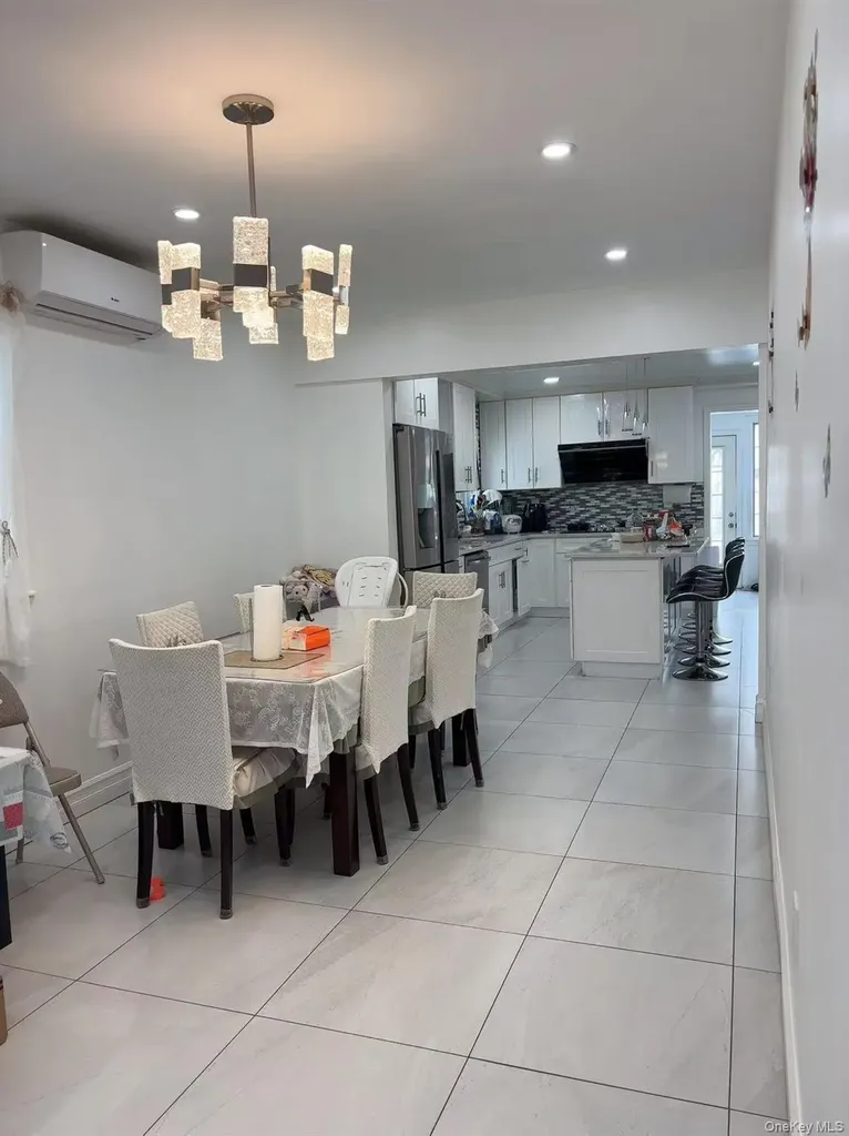 7547 193rd Street Fresh Meadows NY 11366