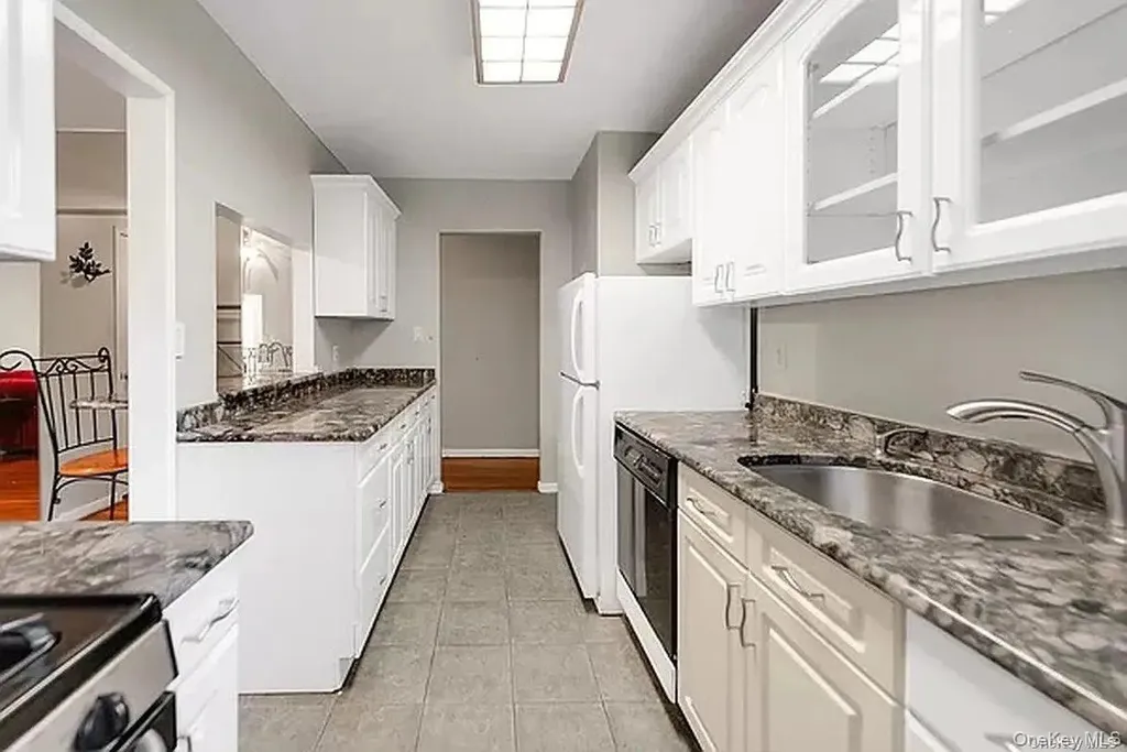 68-20 Burns Street Forest Hills NY 11375