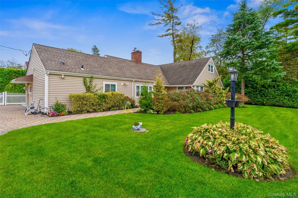 262 Channon Road Hewlett NY 11557
