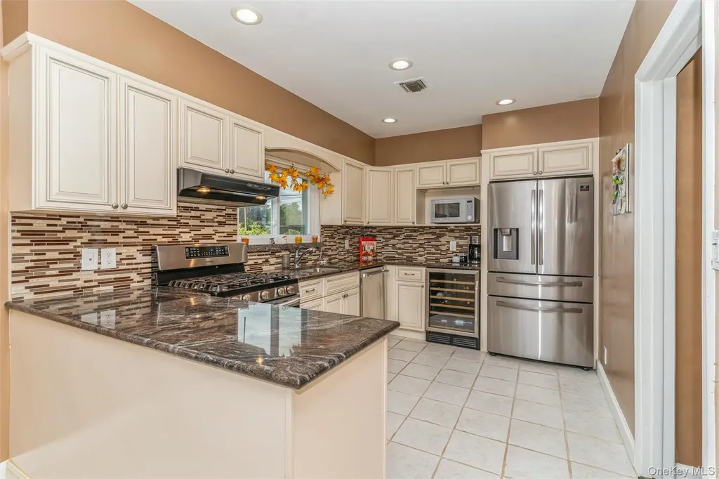 262 Channon Road Hewlett NY 11557