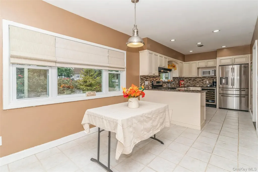 262 Channon Road Hewlett NY 11557
