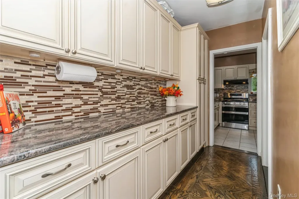 262 Channon Road Hewlett NY 11557