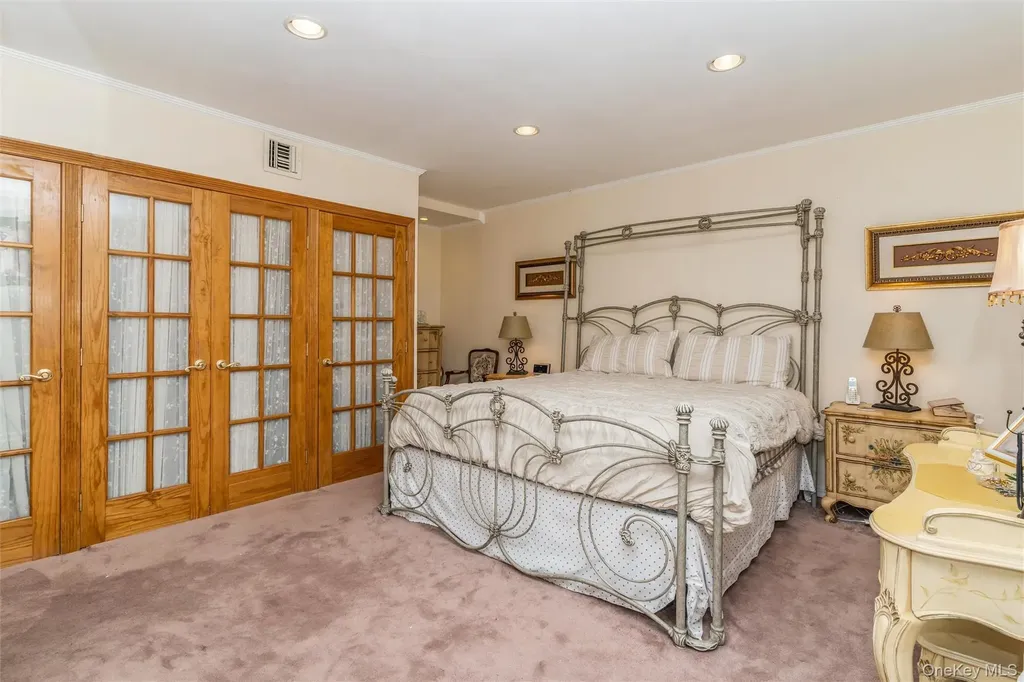 262 Channon Road Hewlett NY 11557