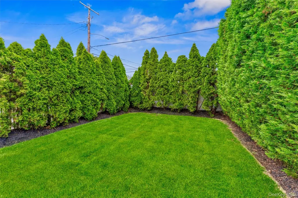 262 Channon Road Hewlett NY 11557