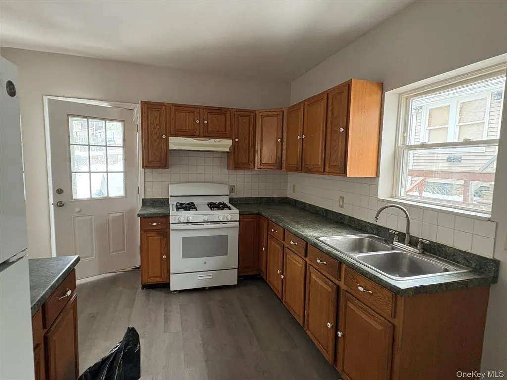 56 Wisner Avenue Middletown NY 10940