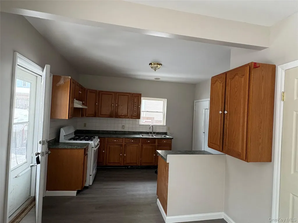 56 Wisner Avenue Middletown NY 10940