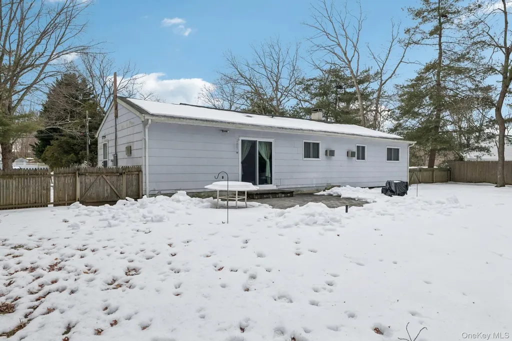 7 Joni Drive Mount Sinai NY 11766
