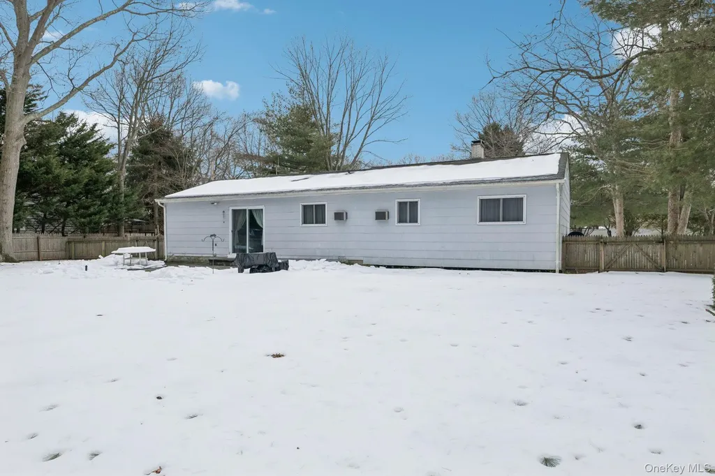 7 Joni Drive Mount Sinai NY 11766