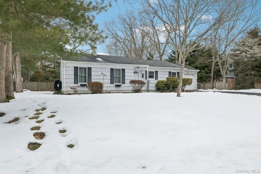 7 Joni Drive Mount Sinai NY 11766