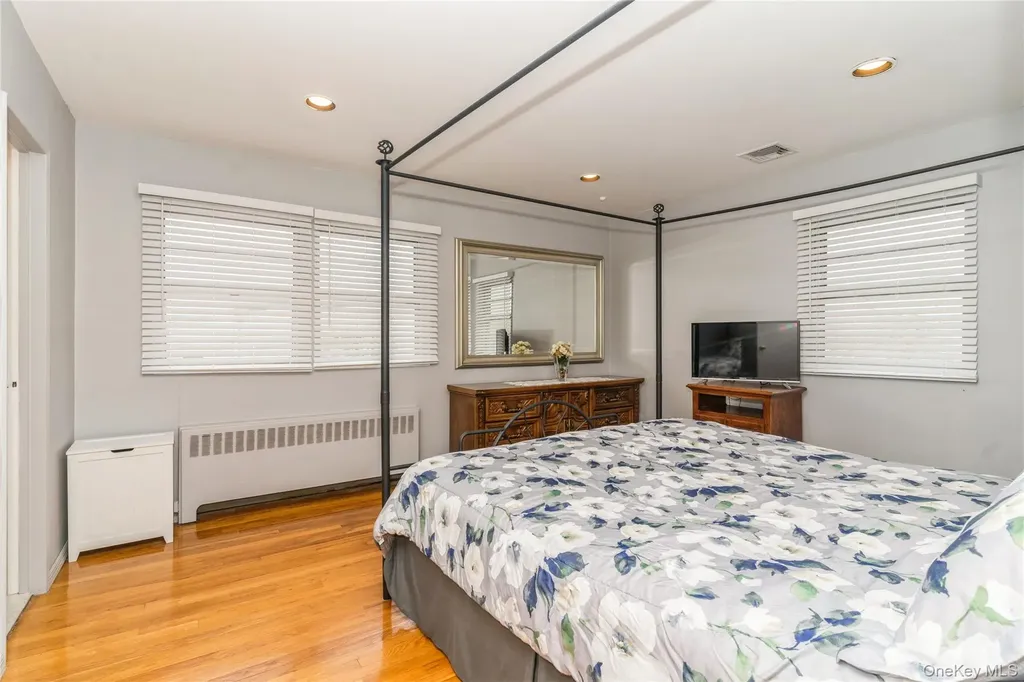 253 E Meadow Avenue East Meadow NY 11554