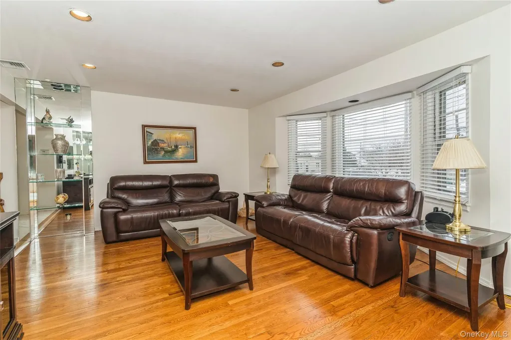 253 E Meadow Avenue East Meadow NY 11554