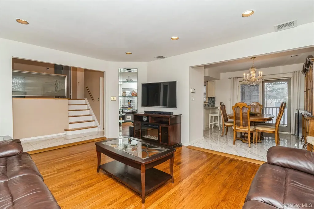 253 E Meadow Avenue East Meadow NY 11554