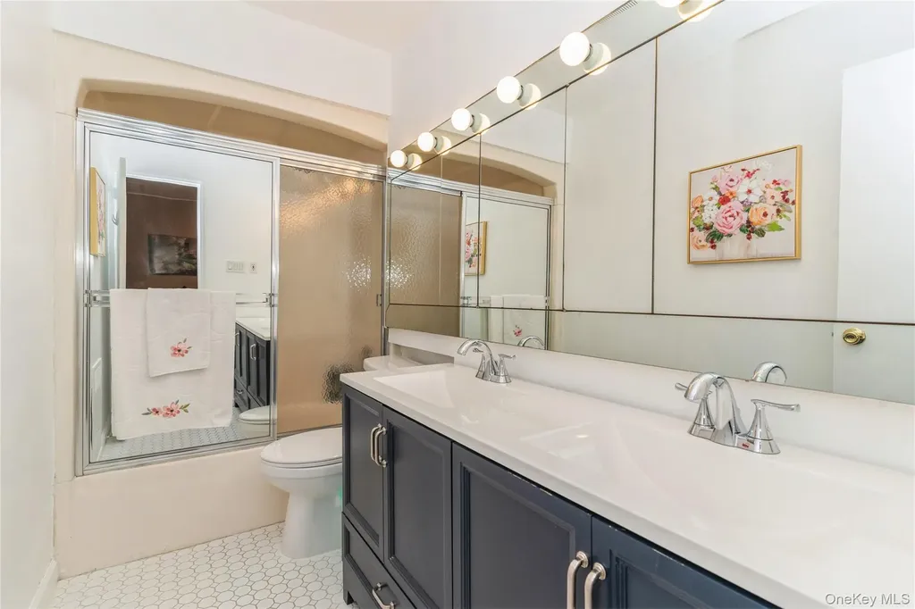 253 E Meadow Avenue East Meadow NY 11554