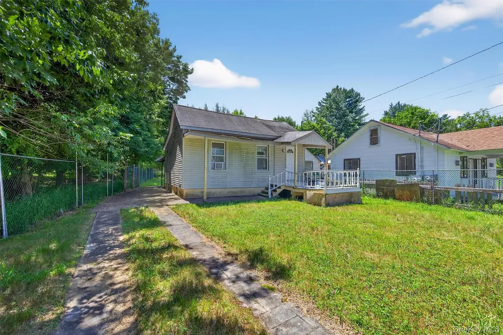 17 Dillon Road Monticello NY 12701