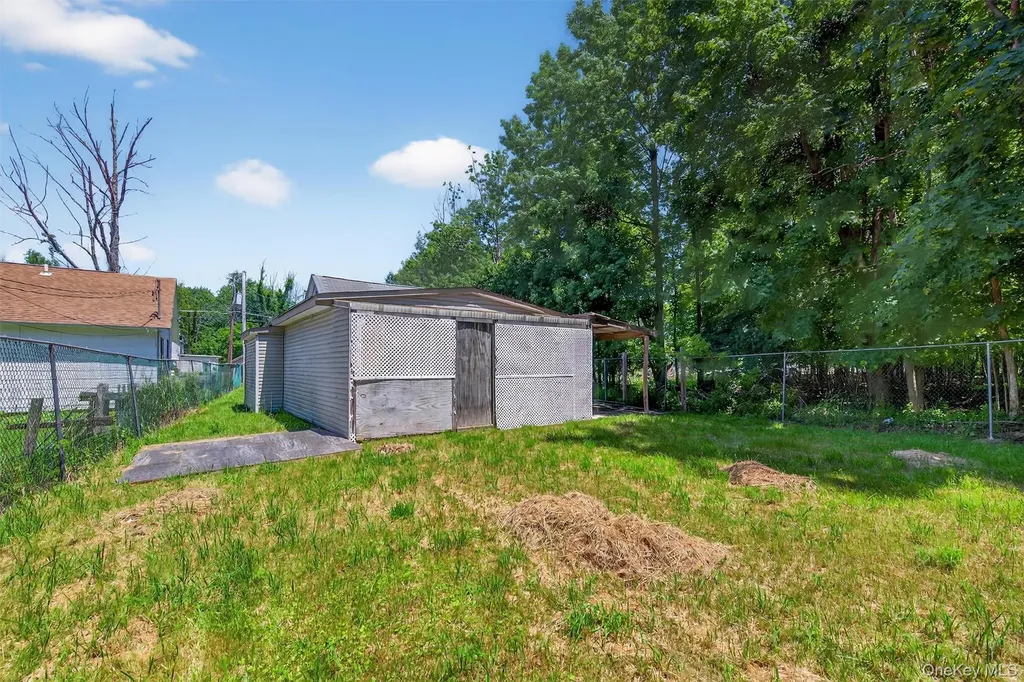 17 Dillon Road Monticello NY 12701
