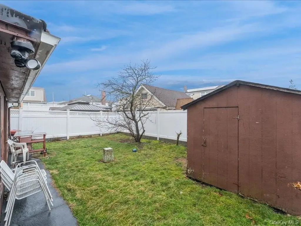 235-36 148th Avenue Rosedale NY 11422