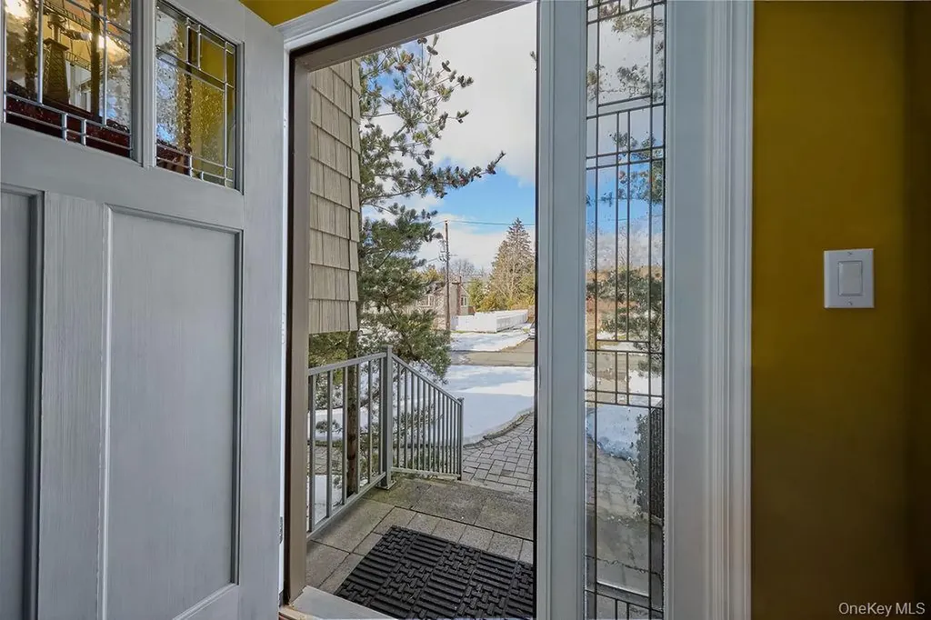 124 Braunsdorf Road Pearl River NY 10965
