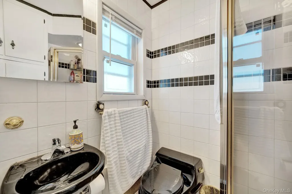 1 Stauber Drive Plainview NY 11803