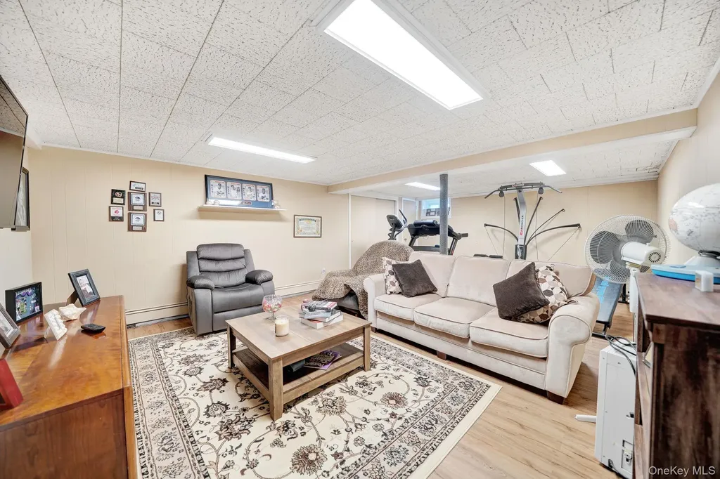 1 Stauber Drive Plainview NY 11803