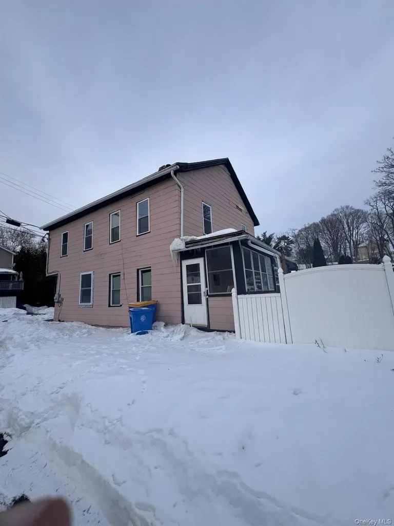 20 Sycamore Street Kingston NY 12401
