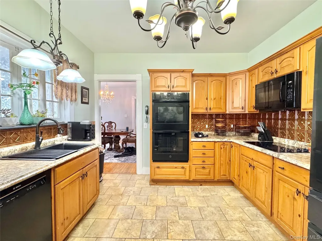 4916 State Route 81 Greenville NY 12083
