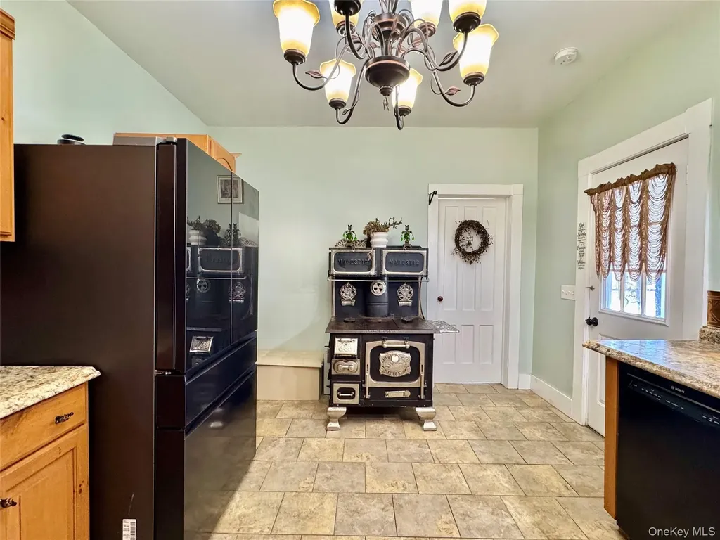 4916 State Route 81 Greenville NY 12083