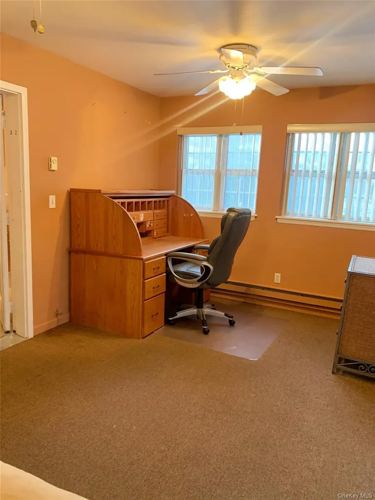 8 Autumn Lane Stony Point NY 10980