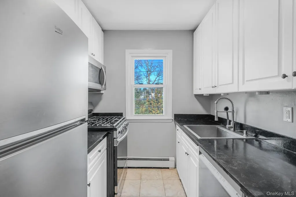 41 Arch Lane Islip NY 11751