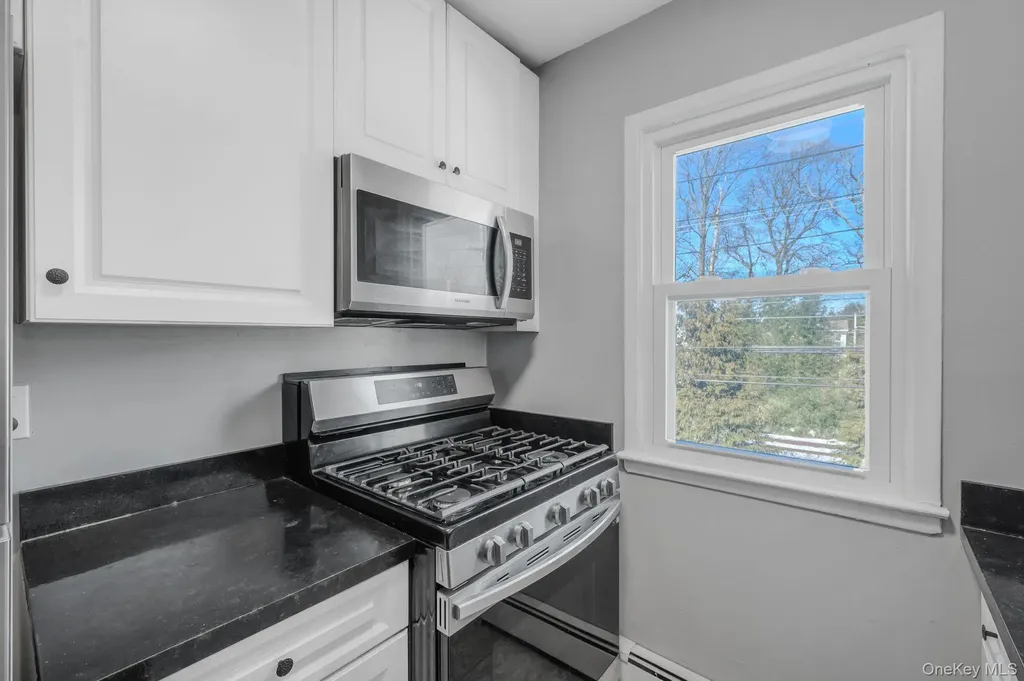 41 Arch Lane Islip NY 11751