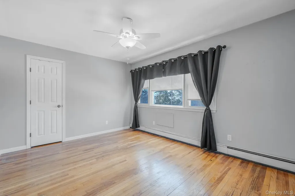 41 Arch Lane Islip NY 11751