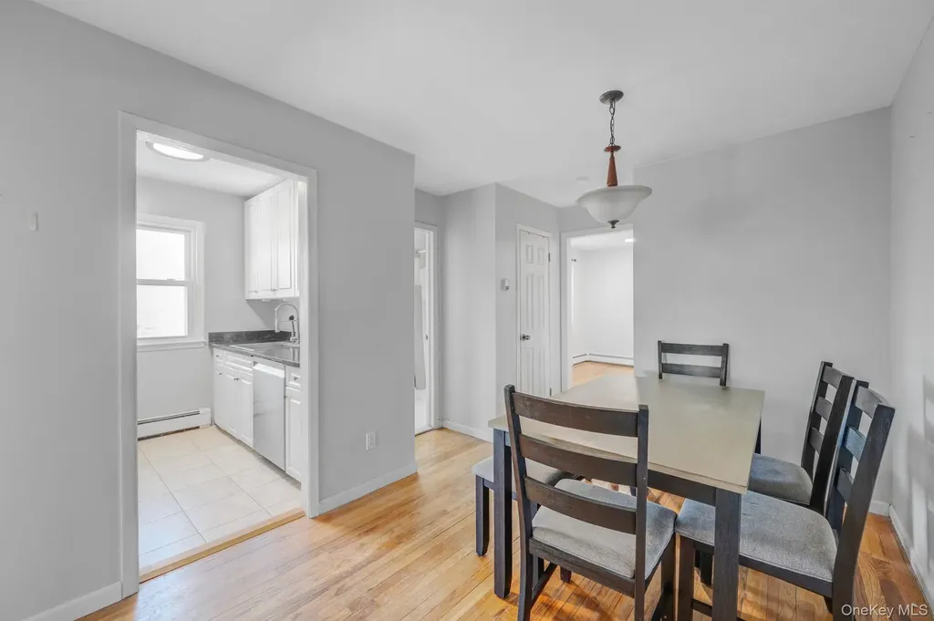 41 Arch Lane Islip NY 11751