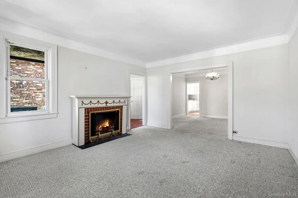 232 W 259th Street Bronx NY 10471