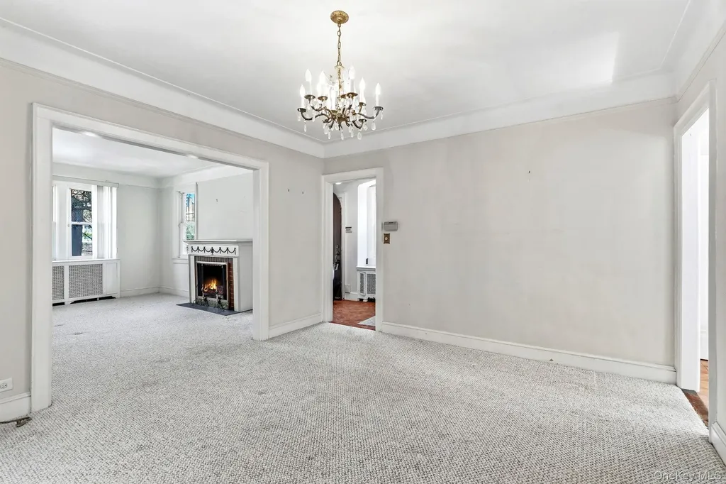 232 W 259th Street Bronx NY 10471