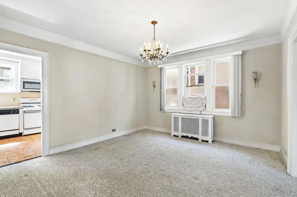 232 W 259th Street Bronx NY 10471