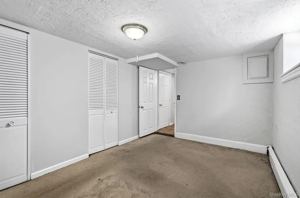 232 W 259th Street Bronx NY 10471