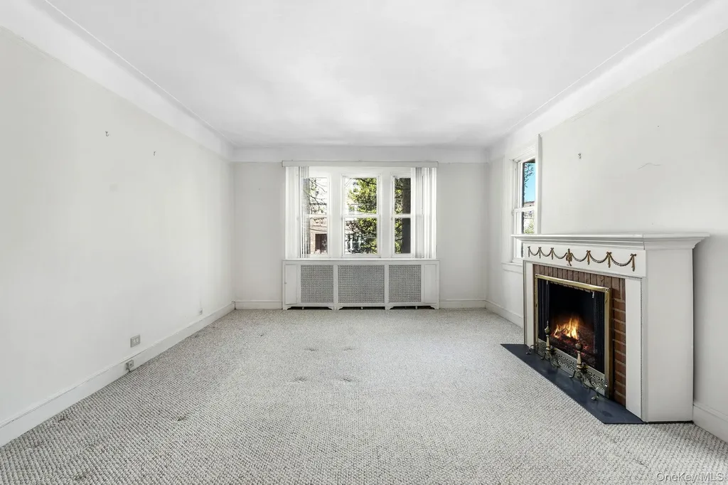232 W 259th Street Bronx NY 10471