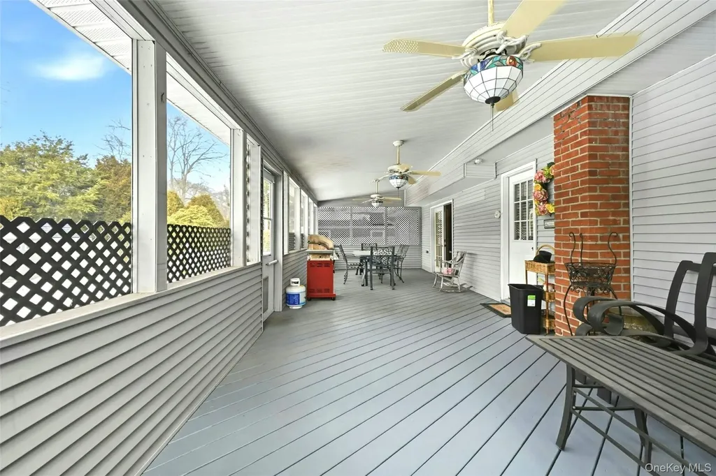 246 Southern Boulevard Nesconset NY 11767