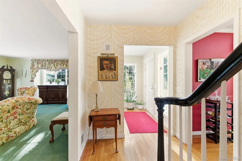 55 Titus Lane Cold Spring Harbor NY 11724