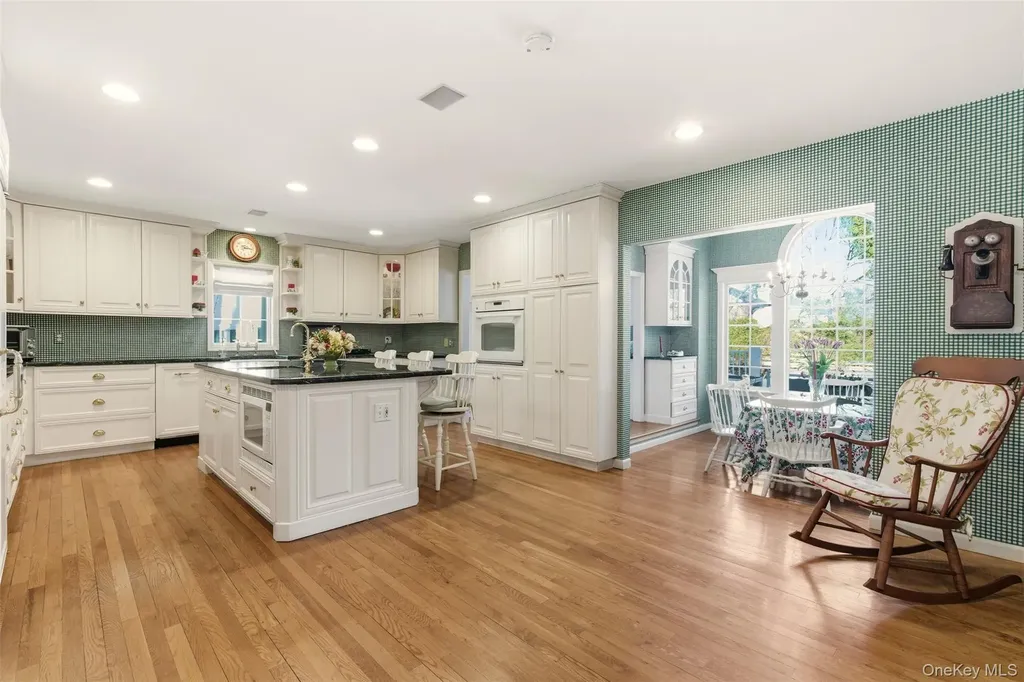 55 Titus Lane Cold Spring Harbor NY 11724
