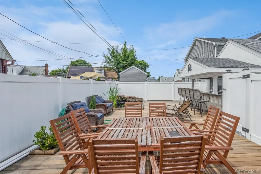 562 Bernice Road Franklin Square NY 11010
