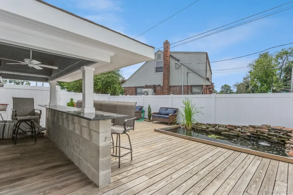 562 Bernice Road Franklin Square NY 11010